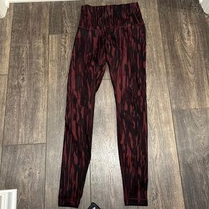 Lululemon leggings- size 6